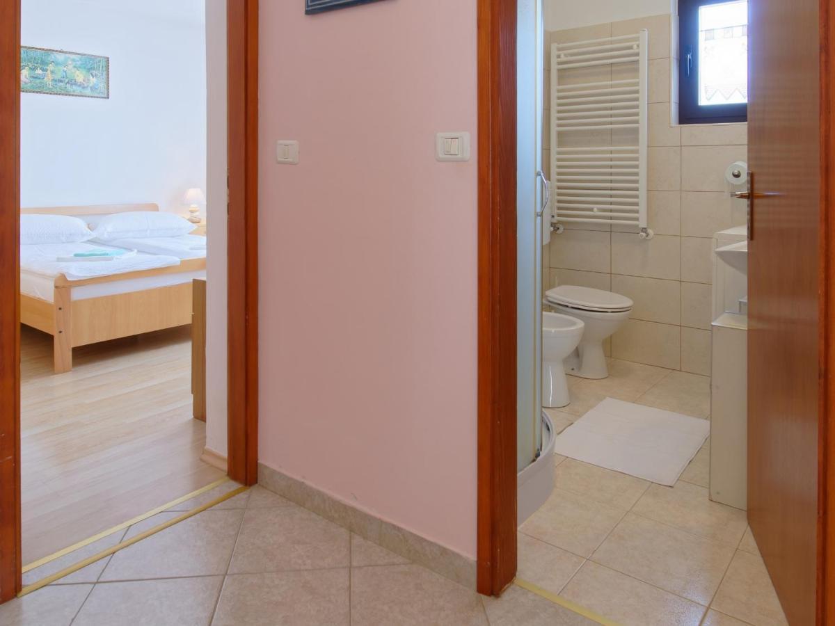 Apartment Laganis Plovanija Εξωτερικό φωτογραφία