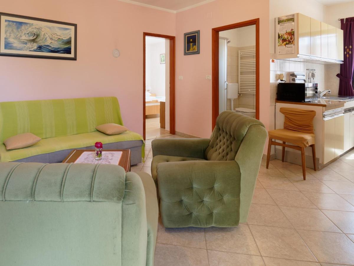 Apartment Laganis Plovanija Εξωτερικό φωτογραφία